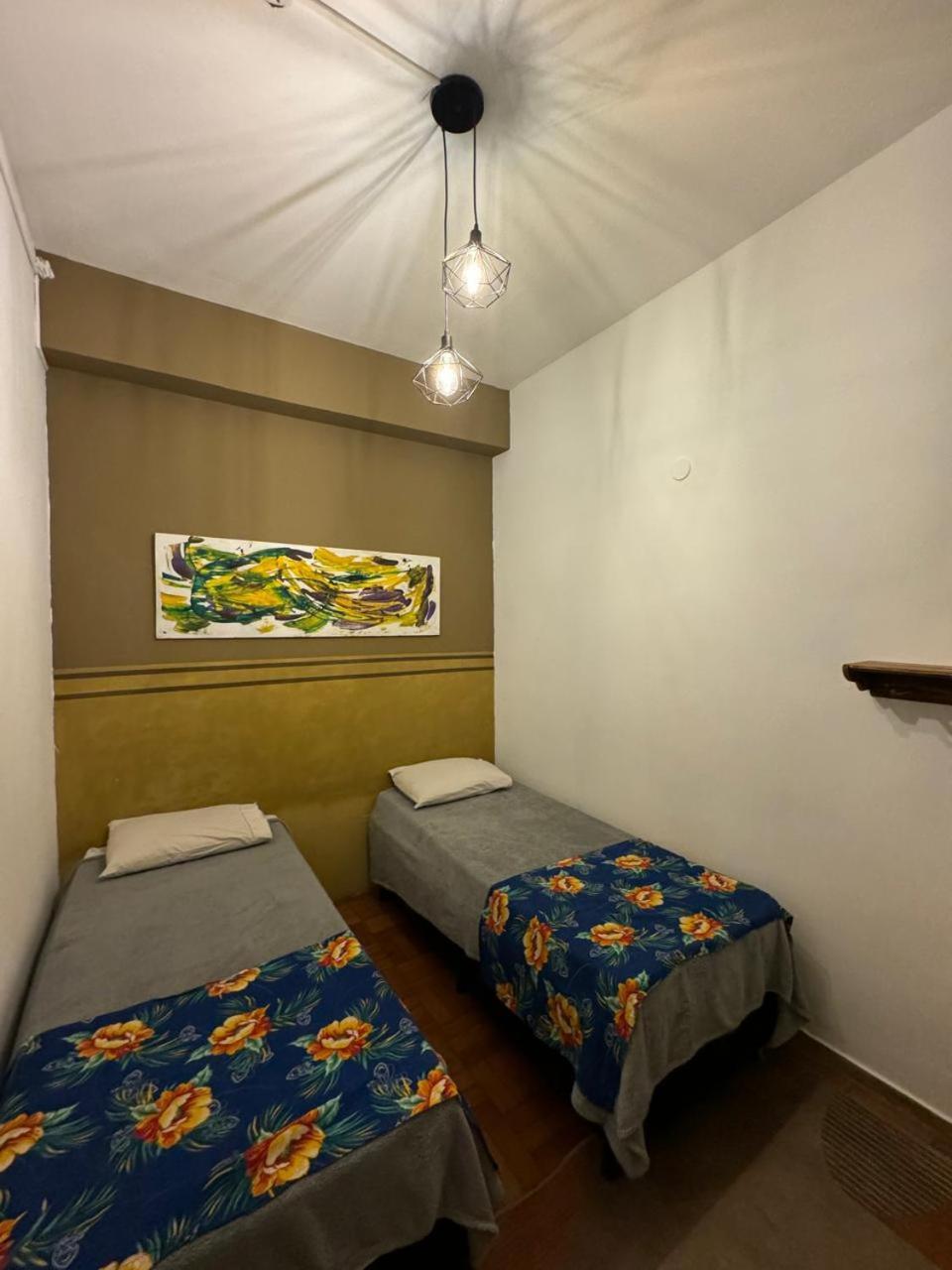 Savassi Hostel 贝洛哈里桑塔 外观 照片