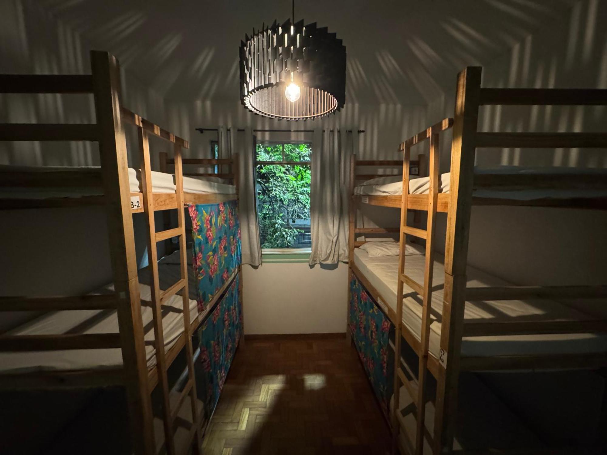 Savassi Hostel 贝洛哈里桑塔 外观 照片